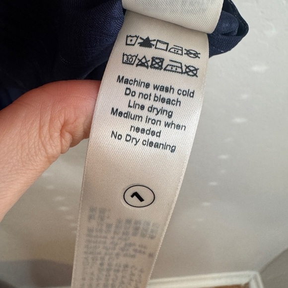 7 FOR ALL MANKIND Sparkle Ruffled Sleeveless Top Size M - Picture 13 of 13